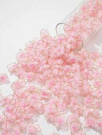 20 piezas de flores pequeñas con borde dorado de 5 pétalos cosidas a mano con malla de perlas, para decorar adornos para la cabeza y prendas de vestir