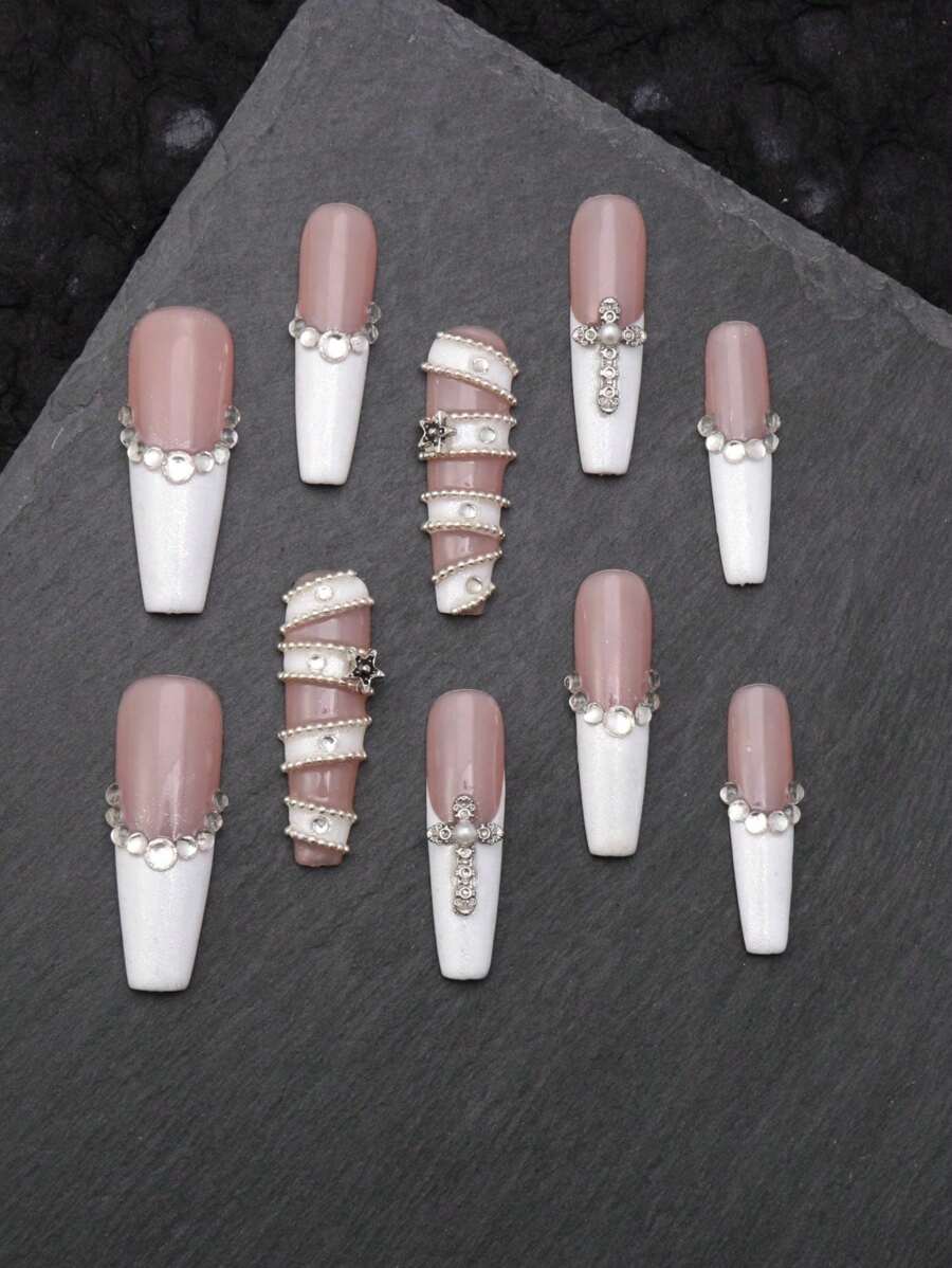 10 pezzi Unghie finte set di unghie a forma di feretro bianche, extra lunghe, con finitura lucida, realizzate a mano, con cristalli gioiello, design a croce bianco glitter cromo brillante, copertura totale, unghie finte per gel per ragazze e donne