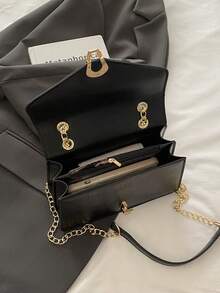 Crocodile Texture Mini Square Shoulder Bag, Minimalist Trapezoid Crossbody Bag With Chain Strap, Versatile - Black - View 5