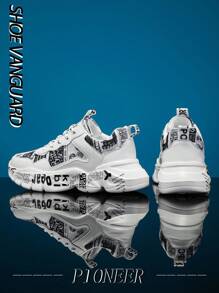 Zapatillas gruesas de moda para hombres con graffiti y calcomanías de letras del alfabeto para aumentar la altura