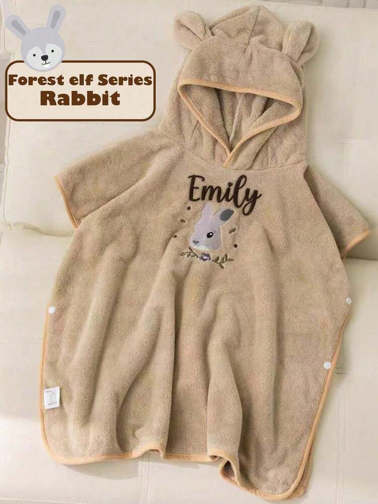 1 st. anpassad broderad kappa med namn och huva för småbarn | Mjuk varm badrock med huva | Kappa med tecknat djurmotiv | Babyfilt | Lämplig för alla årstider | Babypresent | Broderad filt med namn | Anpassad Minky-filt | Mjuk absorberande babydop, familjedekorationspresent, vinteraftonspresent, vinterpresent till skolan, kreativa pojkar och flickor - Multifärgad - Visa 10