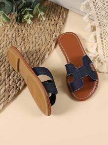 1 Pair Plus Size Toddler/Little Girls' Blue Denim Roman Sandals, Slip-On Round Toe Flat Non-Slip Casual Comfort Home Slippers, Suitable For 3-12 Years Old Boys & Girls, Spring/Summer New Arrival