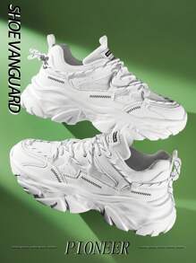 (Talla pequeña) Zapatillas deportivas gruesas que aumentan la altura para hombres, zapatos con cordones de moda de campus, zapatillas deportivas casuales con bloque de color y gráfico de letras