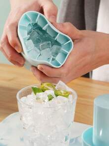 قالب صنع الثلج من السيليكون بشكل أسطواني، أداة مطبخ جديدة للحصول على كرات ثلج - وردي - مشاهدة 3