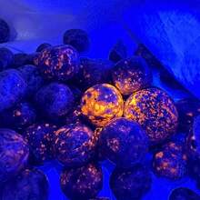 1/2/3/5pcs Crystal Volcano Rock - Polished Tumbled Stone, Flame Stone, DIY Jewelry Decoration, Specimen Display, Festival Gathering, Indoor, Garden Decor, Beach Party, Energy Stone - Spiritual Decoration Crystal. Best Holiday Gift For Halloween, Christmas - Crystal Volcanic Stone-polished Tumbled Stone - View 3