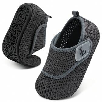 儿童可调节带水上鞋 - 轻便、舒适、透气的材质，非常适合春夏季探险，适合休闲穿着、海滩、游泳和户外活动