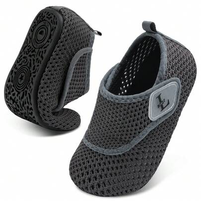 儿童可调节带水上鞋 - 轻便、舒适、透气的材质，非常适合春夏季探险，适合休闲穿着、海滩、游泳和户外活动