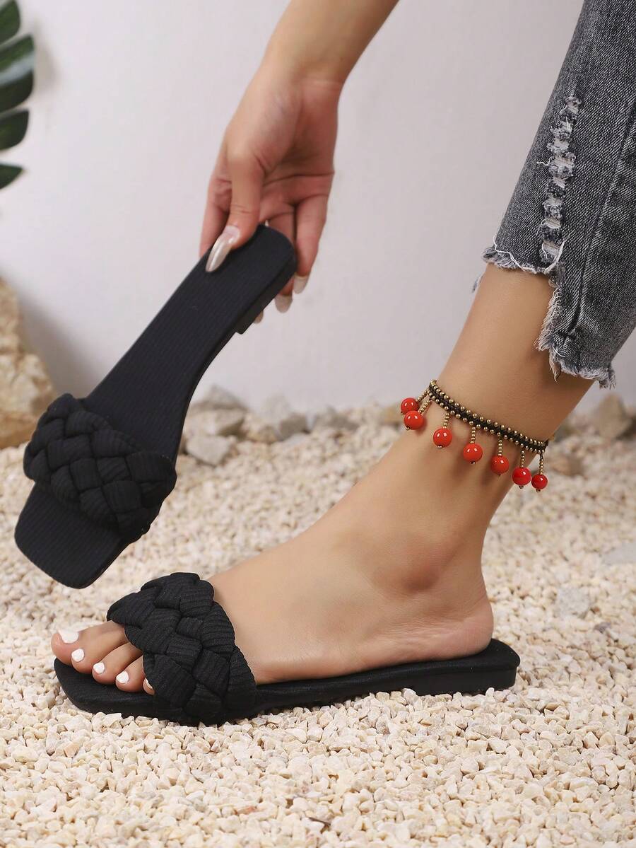 女士平底凉鞋，红色编织单带设计，金属搭扣，优雅度假风，舒适室内休闲一脚蹬 - 黑色 - 查看 1