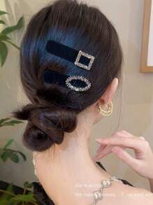 1pc Black Velvet Hairpins With Rhinestones, Women's Multicolored Large Rhinestone Hair Clip, Elegant Water Drop Hollow Out Crystal Hair Clips, Suitable For Daily And Festival Wear Street, For Side, Bangs, Back Of The Head Bathroom Decor Summer Back To School
