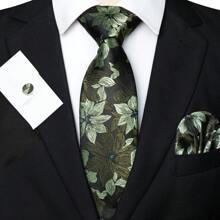 Set 1/2/3/4/5 bucăți pentru bărbați, cravată cu imprimeu floral, cravată din satin de mătase, clemă de cravată argintie, pătrat de buzunar, butoni și broșă set cadou, potrivit pentru ziua tatălui, aniversarea, ziua de naștere și alte ocazii. Modelul floral clasic se potrivește perfect cu smokingul, făcându-vă distinct în orice ocazie. Excelent pentru afaceri, bal, nuntă, banchet, ceremonie, întâlnire formală, petrecere ocazională și momente importante