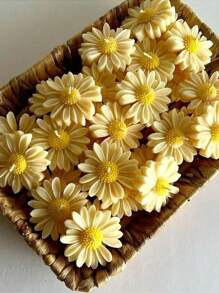 1pc Daisy Floral Butterfly Silicone Mold, For Handmade Candle, Clay Decoration, Resin Crafts, Etc. Suitable As Wedding Table Decor, Spring Party Gift, Mother's Day Craft, Made Of & Material, High-Quality Nature-Inspired Design