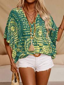 Plus Size Women Batwing Sleeve Printed V-Neck Blouse - Green - View 5