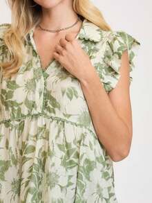 Womens Casual Floral Romantic Chic Ruffle Flutter Sleeve Babydoll Blouse Green Cream Botanical Print V Neck Empire Waist Gathered Lightweight Summer Beach Garden Party Top