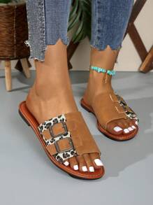 Sandalias planas de tacón abierto con hebilla, tipo slip-on, estilo de moda europeo y americano, nuevo verano 2025