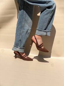 Zapatillas puntal de tacon pequeño estilo kitten heels - Marrón - Ver 2