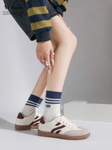 Pair Women's Outdoor Casual Sports Shoes, Metal Buckle Decor, Faux Leather, Lace-Up, Comfortable, Fashionable, New For Fall 2025