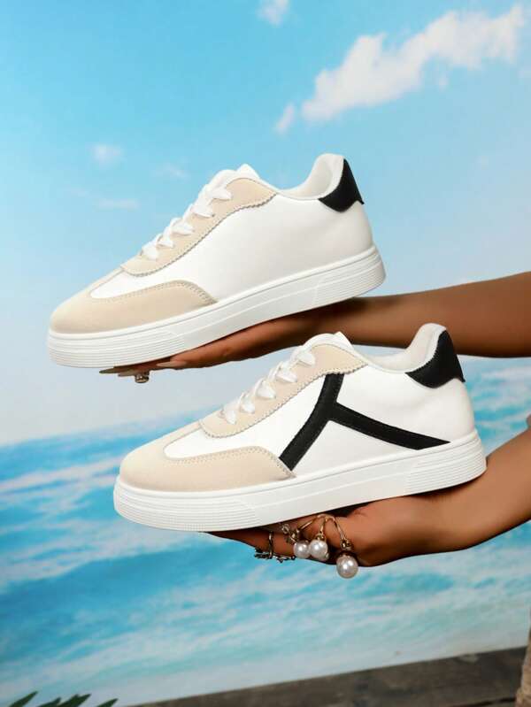 Scarpe da allenamento retrò a righe nere di taglia comoda per donna, adatte per stile da strada e campus, scarpe casual versatili per tutte le stagioni