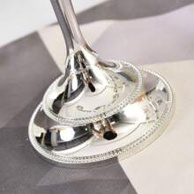 1pc Bohemian Style Zinc Alloy Dining Table Candle Holder Decor, Elegant European Style Home Living Room Festival Romantic Atmosphere Candle Holder Set, Suitable For Bar, Hotel, Wedding, Holiday Celebration, Corporate Party, Church And More