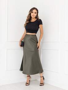 Elegant Long Skirt Women's Fashion Satin Skirt With Side Zipper Code167 - Màu xanh lá cây đậm - Xem 2