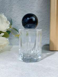 1 个 50 毫升可再填充高端香水瓶，玻璃材质，带木质盖，可重复使用并产生细雾，旅行香水容器礼物，适合男士、母亲、父亲、朋友旅行必需品假期香水可再填充瓶旅行瓶