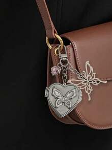 Heart-Shaped Bow Decor Mirror Keychain, Vintage Y2K Cute Versatile Bag Charm, Bag Accessory Keychain, Small Gift For Women On Birthday, Valentine's Day, Mother's Day, Couple Bag Decor, Suitable For Teenage Girls, Women, College Students, Beginners - Silver - View 3