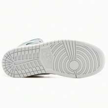 Nike Air Jordan 1 Mid White Pure Platinum Pine Green DQ8426-142 Men's Fashion Sneaker New - Trắng và Xanh lá cây - Xem 8