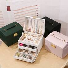 1 件情人节星月灯笼设计 PU 皮革首饰盒，3 层双抽屉可锁旅行收纳盒，适合展示戒指、耳环、手镯、手表，是送给妻子、母亲、女朋友的最佳返校礼物