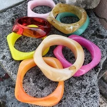 复古超大不对称棕色亚克力树脂粗手镯,女士手镯,哥特几何吊坠手镯,情侣首饰礼物 - 彩色 - 查看 10