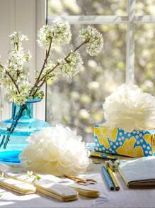 8 pièces Grandes fleurs en papier pompon fond blanc ivoire à suspendre, pour anniversaire, mariage, demande en mariage, fête entre amis, enterrement de vie de jeune fille, anniversaire, fête de fin d'études