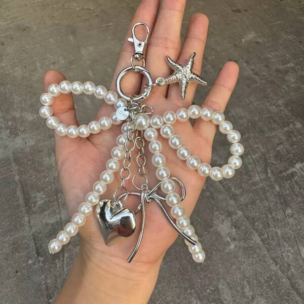 Colgante de abalorios en forma de lazo estilo Y2K unisex, colgante de bolso grande con forma de corazón a la moda, diseño de hebilla giratoria con forma de corazón plateado, hebilla de resorte, elementos de estrella de mar, lazo y corazón, llavero con dije de teléfono, accesorios elegantes para niñas y mujeres, accesorios para bolsos, regalos para fiestas y vacaciones, regalos para profesoras universitarias, regalos novedosos para familiares y amigos