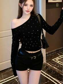 斜肩长袖修身短款上衣，亮片装饰性感女士短款上衣，春秋季新款露肩