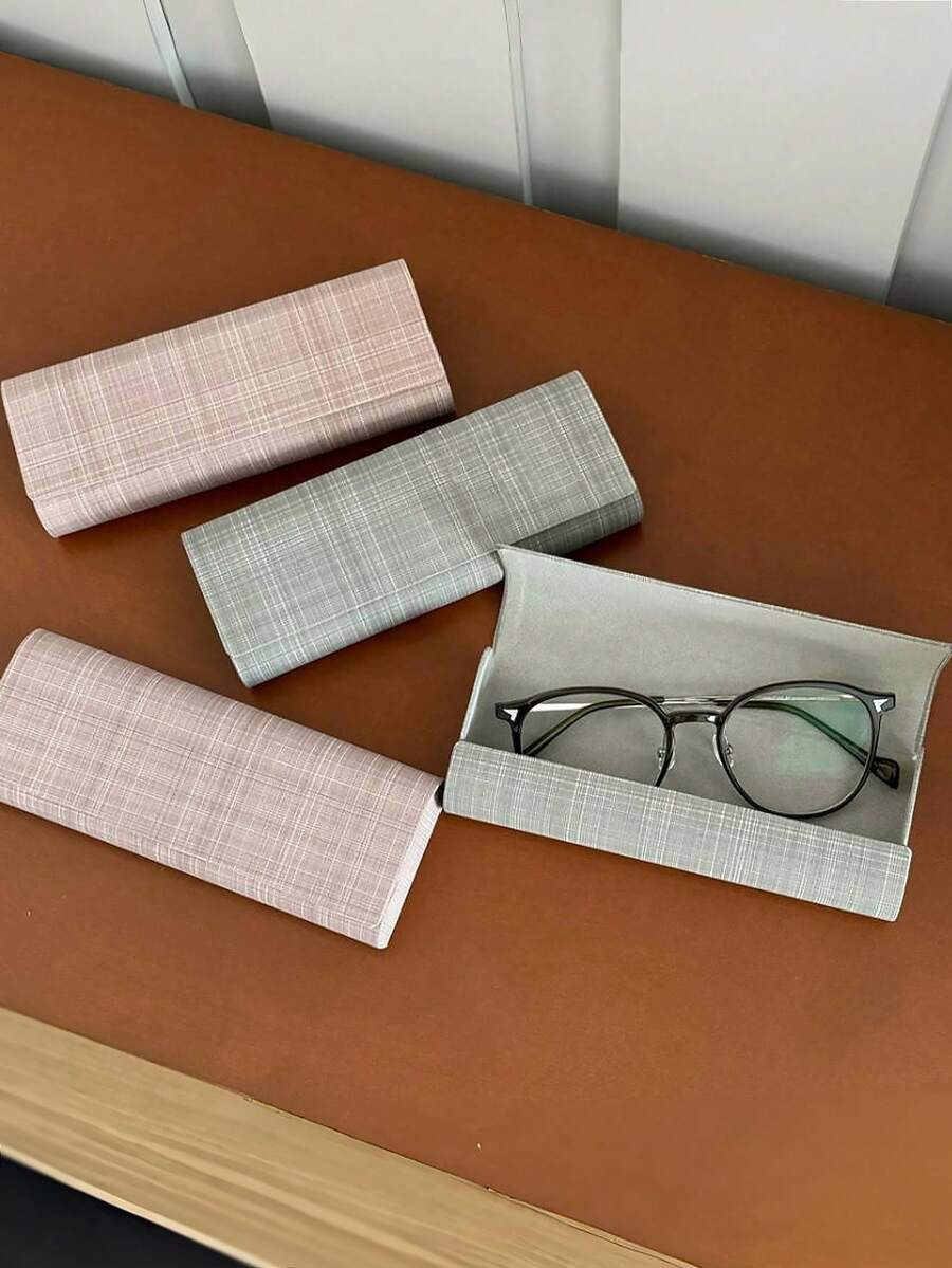 1pc Retro Plaid Eyeglass Case, High-Quality Student/Office Worker Stress Relief Myopia Glasses Storage Box, Portable Personalized Japanese Style Eyewear Case