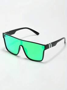 Gafas de moda con degradado de color. Este accesorio elegante muestra una paleta de colores degradados llamativa y un diseño audaz, apto para salidas diarias, aventuras en la playa o combinar con looks festivos, combinando la función de protección solar y la estética. - Multicolor - Ver 9