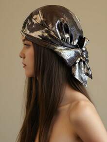 1pc Fashion New Liquid Silver Headscarf Headscarf Square Scarf Hot Girl Style Street Casual Square Scarf