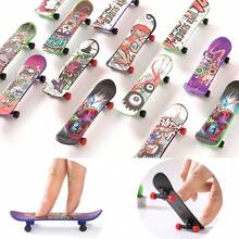 10pcs Creative Graffiti Finger Skateboard, Entertaining Finger Flexibility Test Skateboards For Weekend Parties, Assorted Colors - View 3