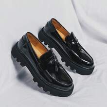 Chaussures habillées pour hommes, Mocassins avec décoration à gland, Style britannique, Chaussures confortables et brillantes - noir brillant - Voir 2