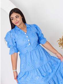 Women's Fashion Midi Dress In 3D Laise Fabric With Elastex On The Back And Button On The Front And Lining - 青碧色 - 查看 3
