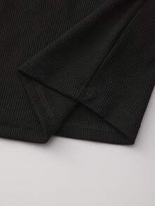 二合一短款上衣 黑白拼接性感针织背心 女士修身上衣