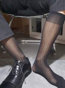 1pair Comfortable Lightweight Men's Wide Striped Dress Socks,Imitation Silky And Excellent Elasticity Design,Colorful Red/Blue/White/Black/Green Striped Business Suit Socks,Breathable Gentleman's Crew Mid Length Socks, Fall