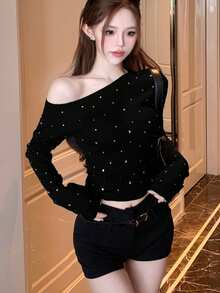 斜肩长袖修身短款上衣，亮片装饰性感女士短款上衣，春秋季新款露肩