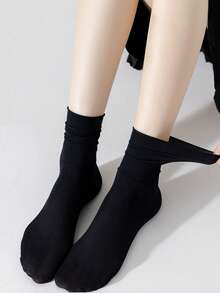 Solid Crew Socks - Black - View 2