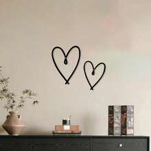 HELLOYOUNG 2pcs/Set Unique Personalized Heart Shape Wall Art - Metal Wall Sign With Chic Aesthetic Design - Perfect Gift For Valentine's Day, Suitable For Home, Living Room, Office, Bar, Kitchen, And Coffee Shop Decor, Ideal For New Year Celebration Decorations Birthday