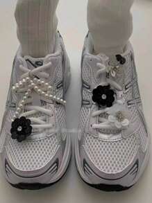3pcs/Set Korean Ins Niche Fashionable Floral Shoe Clips, Pearls & Bowknot Decor For Sneakers