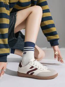 Pair Women's Outdoor Casual Sports Shoes, Metal Buckle Decor, Faux Leather, Lace-Up, Comfortable, Fashionable, New For Fall 2025