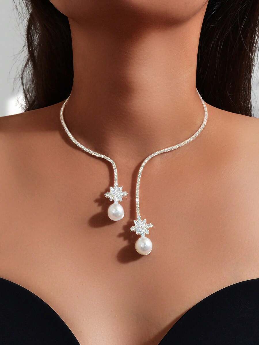 1件优雅仿珍珠和水钻装饰银项链，新娘婚礼颈链首饰