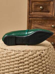 1 par de zapatos planos de punta fina para mujer suave, cómodos para el trabajo, versátiles mocasines slip-on, zapatos casuales de bailarina con tacones bajos