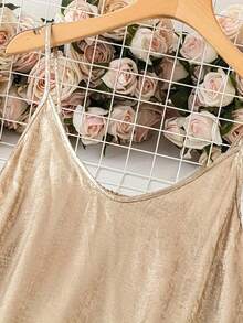 فستان ماكسي أنيق بلا أكمام لحجم كبير من المرأة، تصميم خصر على شكل A، قماش بوليستر منسوج، حمالات رفيعة، فستان ماكسي كاجوال للاستخدام في العطلات الصيفية