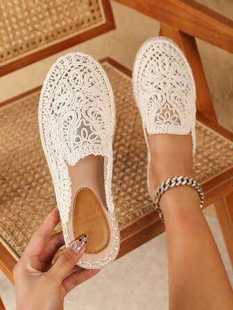 2025 Summer Women's New Beach Vacation Flat Fisherman Shoes Hollow Breathable Bohemian Straw Woven Bottom Slip-On Ladies Sandals