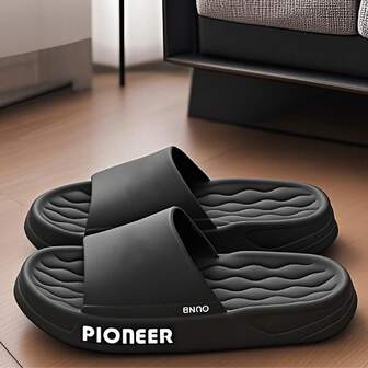 Chanclas de hombre para interiores con suela gruesa antideslizante del 2025, cómodas chanclas de EVA, suaves y antideslizantes