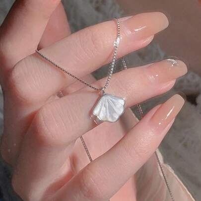 1 件女士优雅银贝壳吊坠项链，时尚简约，适合日常佩戴、婚礼、派对和送给女朋友的礼物